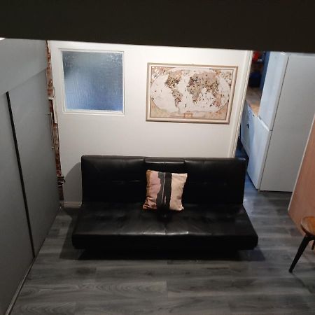 Single bedrooms with wifi&underbed 10 London Exterior foto